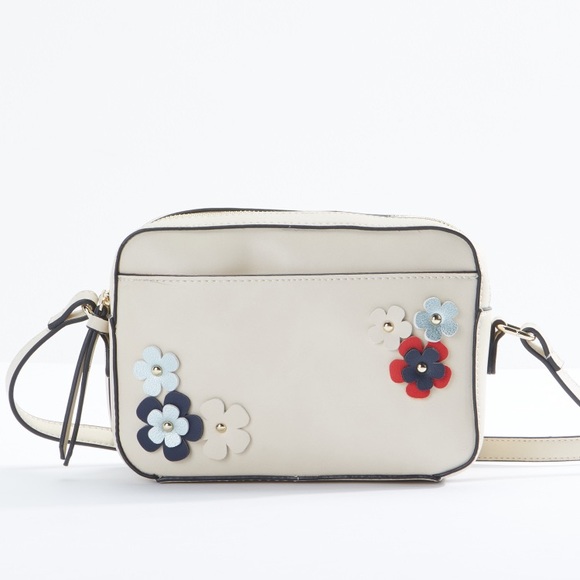 Sasha Crossbody Bag with Flower Applique | Beige - Picture 6 of 6